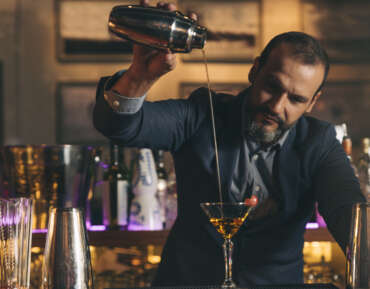 Learn to Mix a Few Classic Cocktails: ABucket List Item Worth Mastering